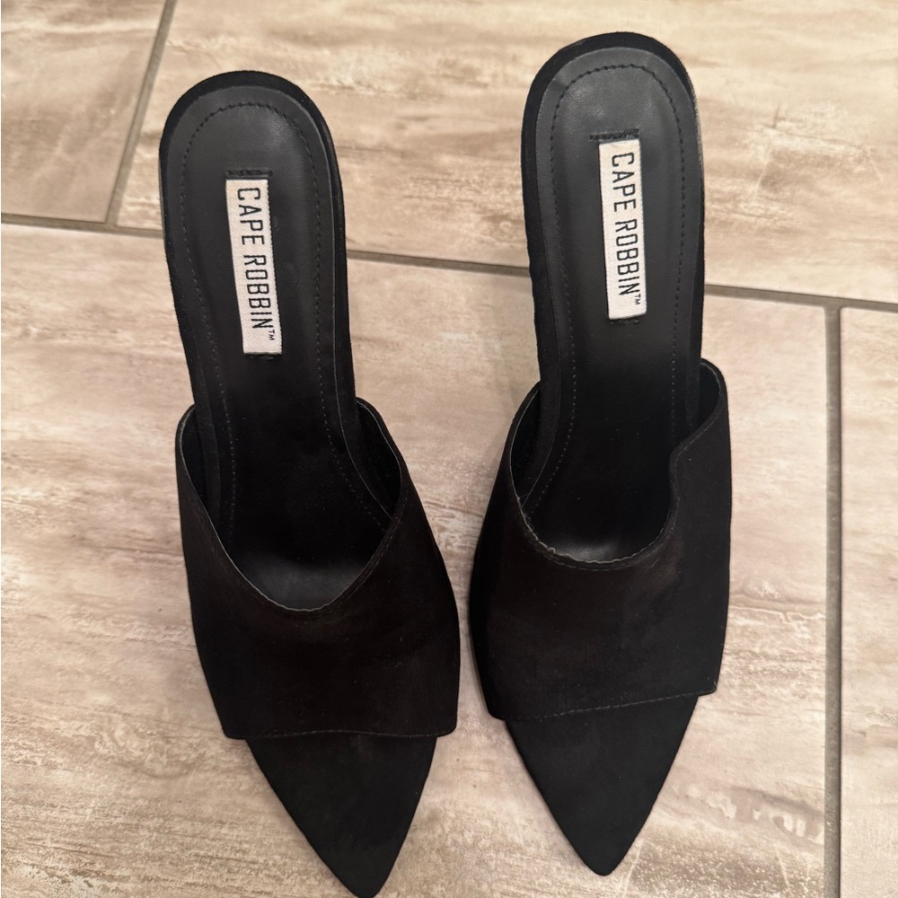 Cape Robbin Women's Black Mules